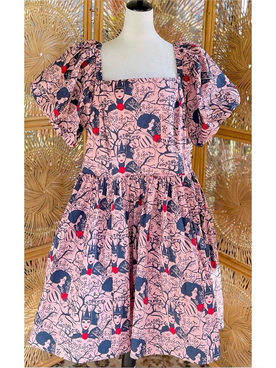 Disney Dresses & Skirts - Disney Snow White & The Evil Queen Graphic Print Pink Puff Sleeve Dress 1X